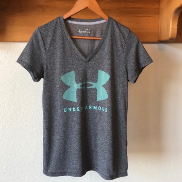 Under Armour V Neck T-Shirts -2 Shirts 1 Price!! - Picture 1 of 6